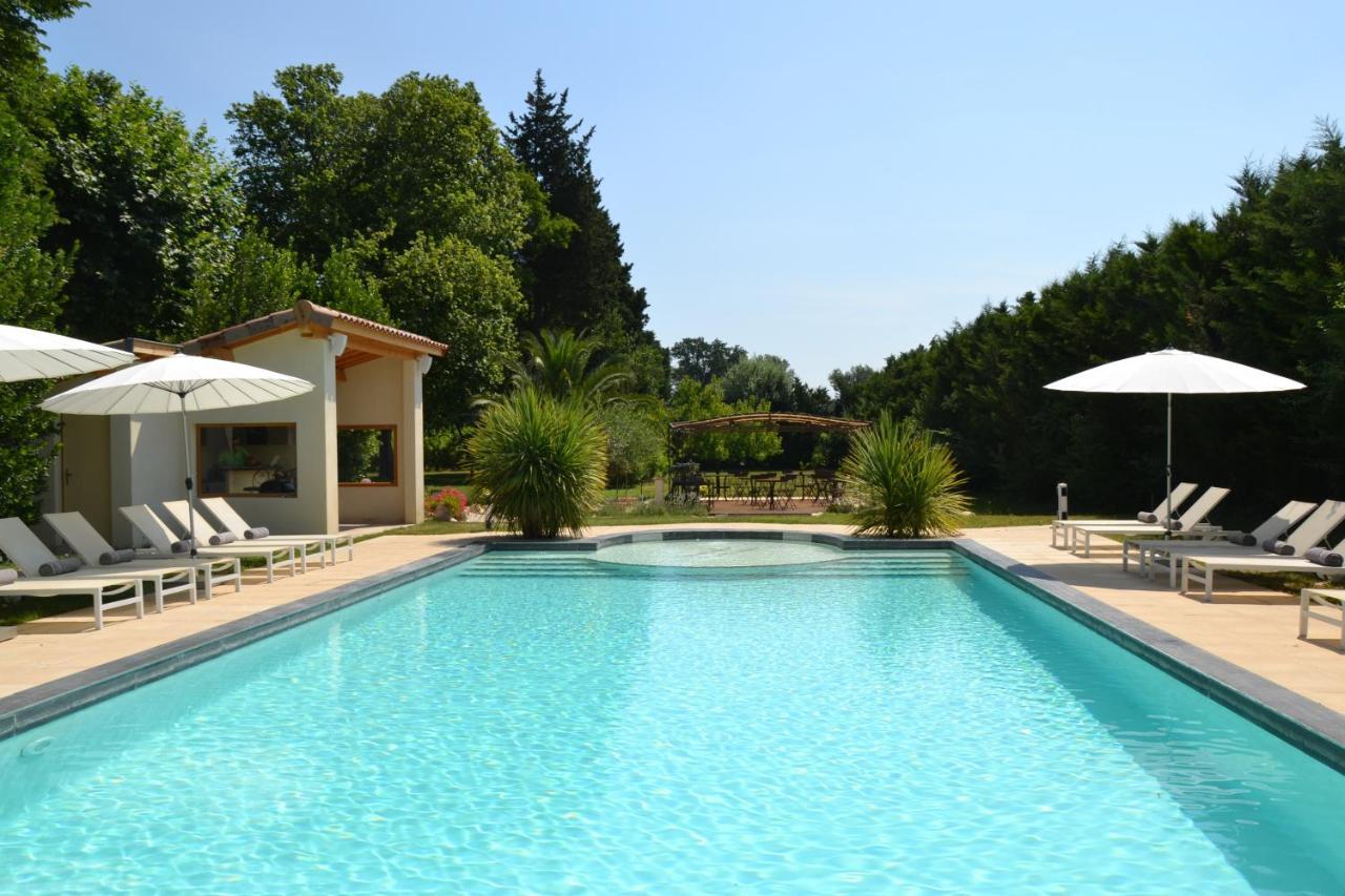 Mas De Capelou Bed & Breakfast Avinyon Dış mekan fotoğraf