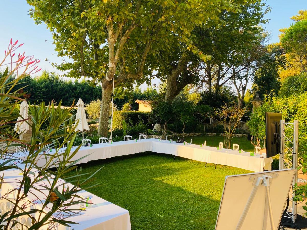 Mas De Capelou Bed & Breakfast Avinyon Dış mekan fotoğraf