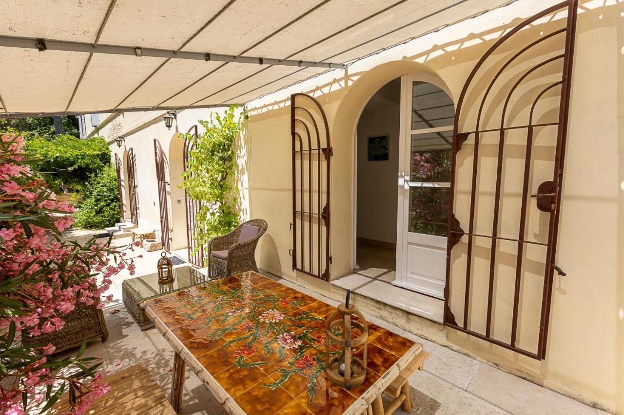 Mas De Capelou Bed & Breakfast Avinyon Dış mekan fotoğraf
