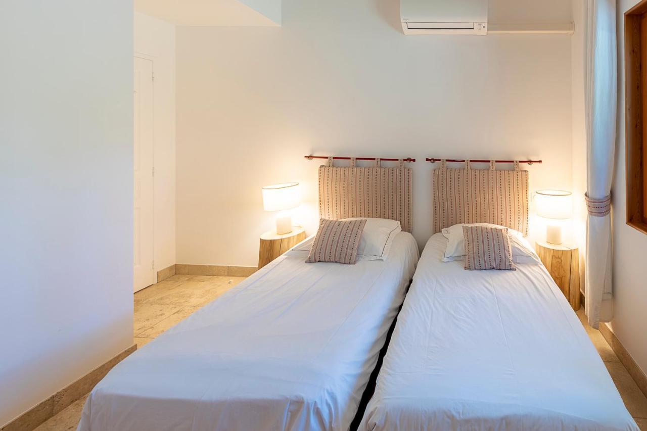 Mas De Capelou Bed & Breakfast Avinyon Dış mekan fotoğraf