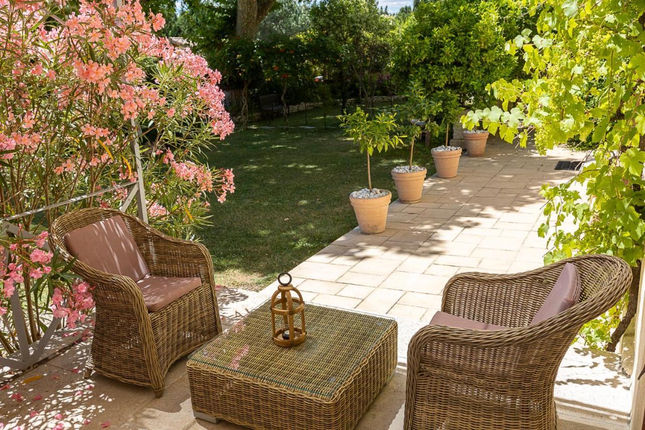 Mas De Capelou Bed & Breakfast Avinyon Dış mekan fotoğraf