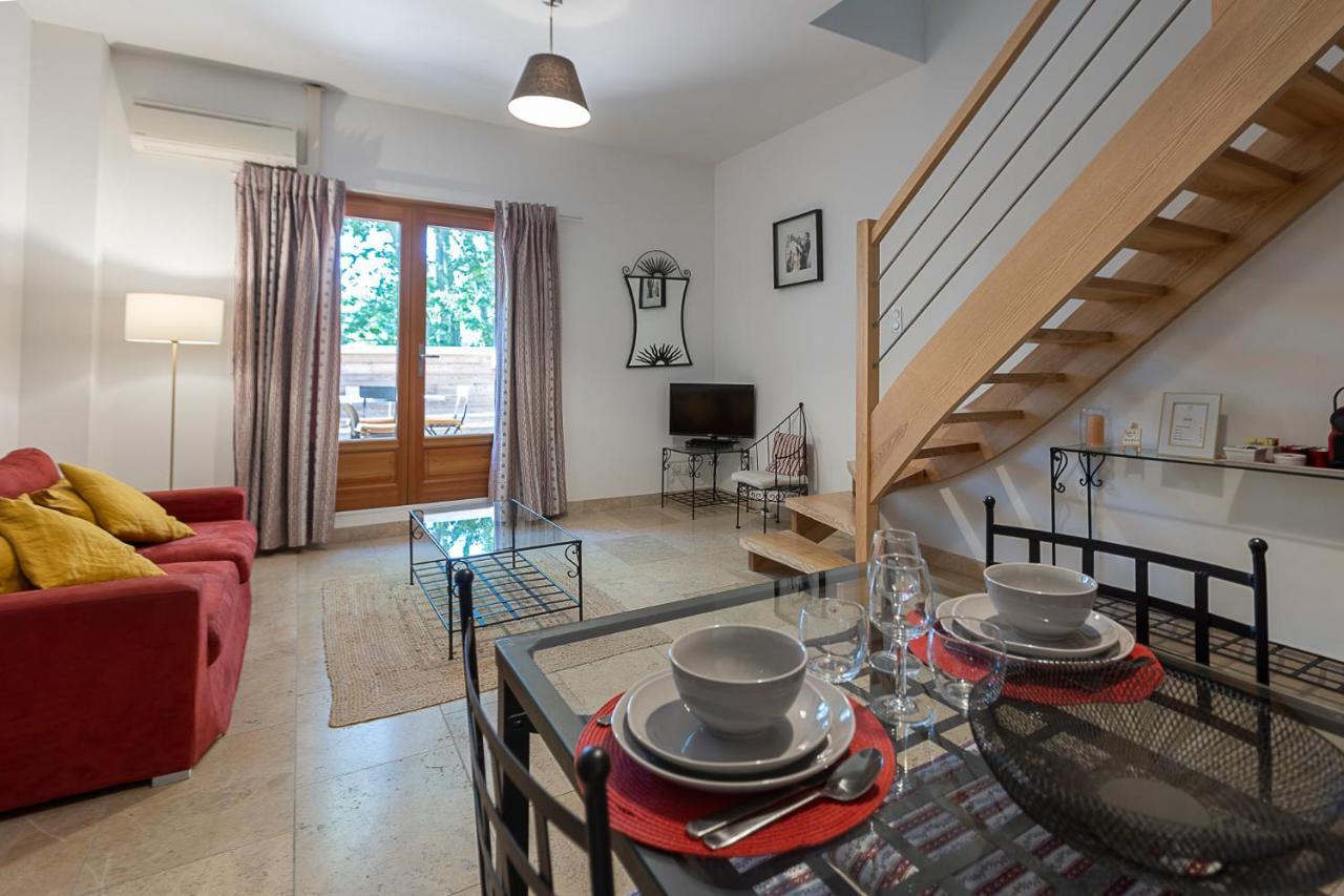 Mas De Capelou Bed & Breakfast Avinyon Dış mekan fotoğraf