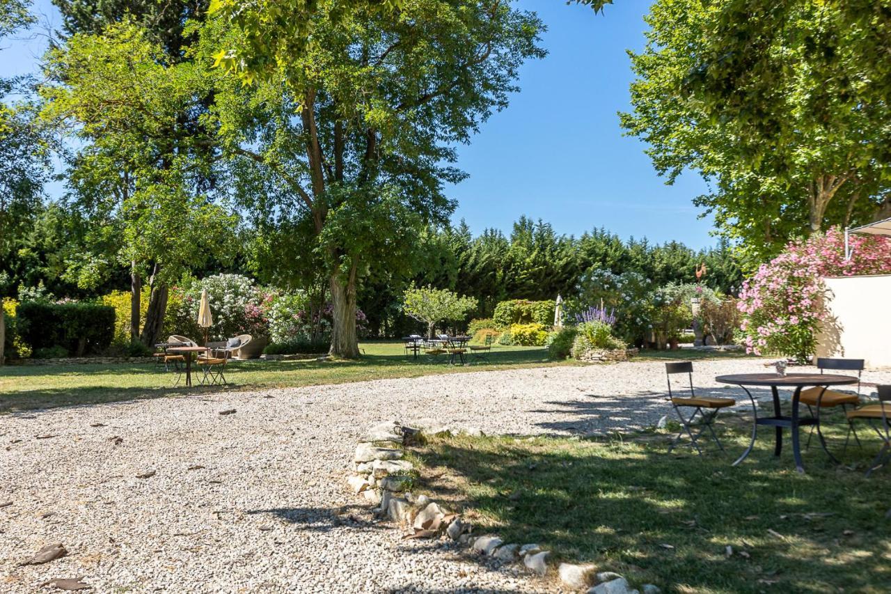 Mas De Capelou Bed & Breakfast Avinyon Dış mekan fotoğraf