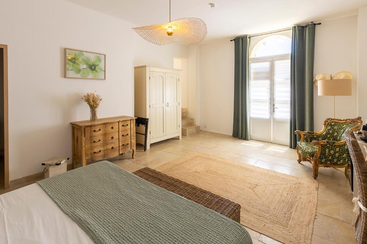 Mas De Capelou Bed & Breakfast Avinyon Dış mekan fotoğraf